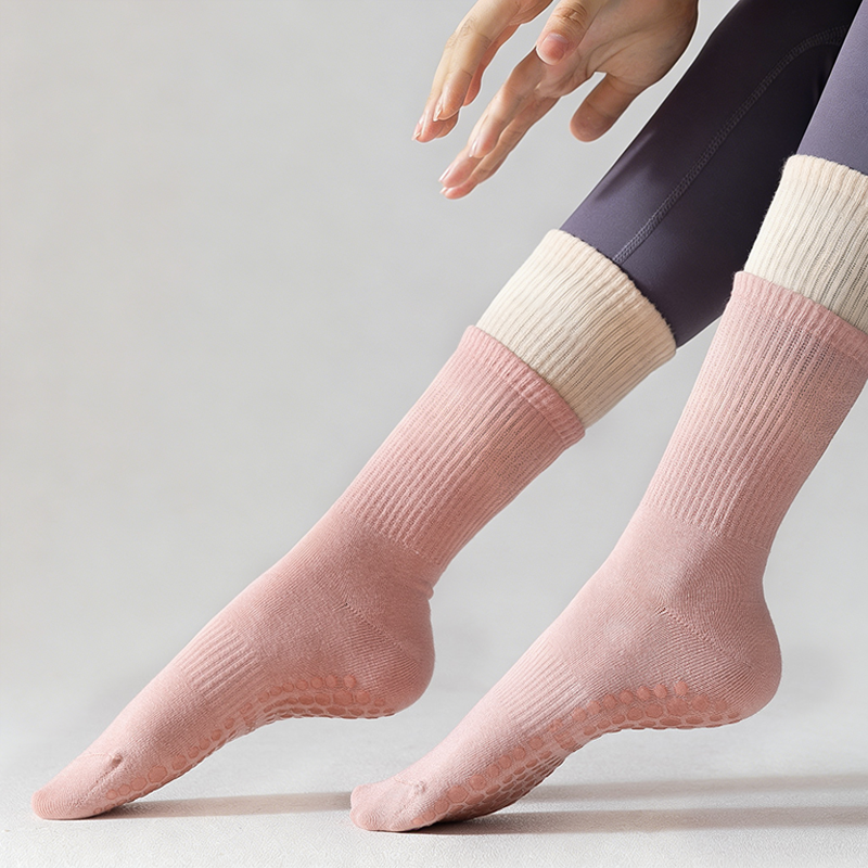 🧘‍♀️☁️ Cloud-Soft Pilates Crew Grip Socks – Rutschfeste Socken mit extra Polsterung & atmungsaktivem Material 🧦✨ Perfekt für Studio & Heimtraining – ultimativer Halt auf der Matte, langlebig & hygienisch. Jetzt im Set sparen!