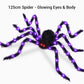 Behaarte Spinne mit großem Spinnennetz – Halloween-Dekoration für den Außenbereich
